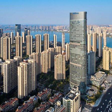 Hilton Changsha Riverside Exterior foto