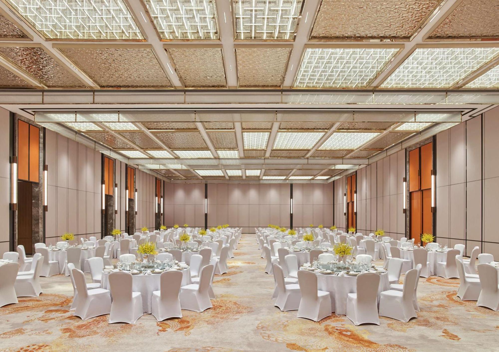 Hilton Changsha Riverside Exterior foto